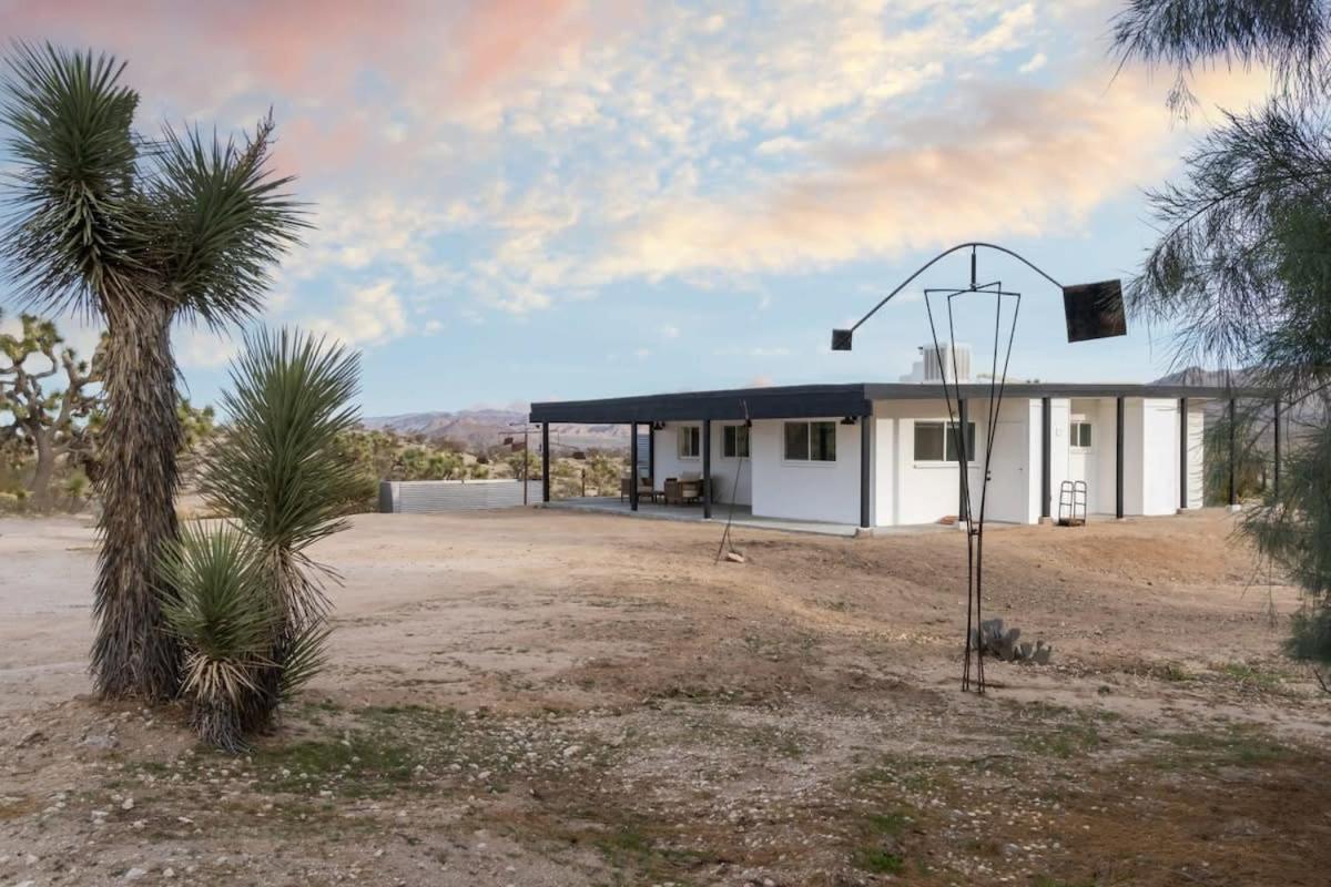 Kinetic House-Joshua Trees Sculptures Cowboy Pool Villa Yucca Valley Luaran gambar